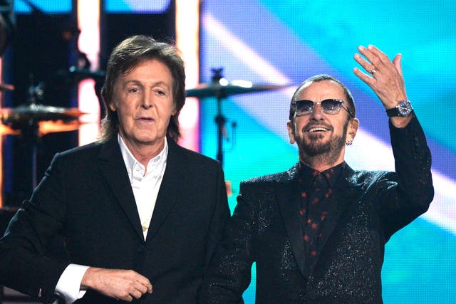 <p>Paul McCartney y Ringo Starr en la 56ª edición de los Grammy en 2014</p>