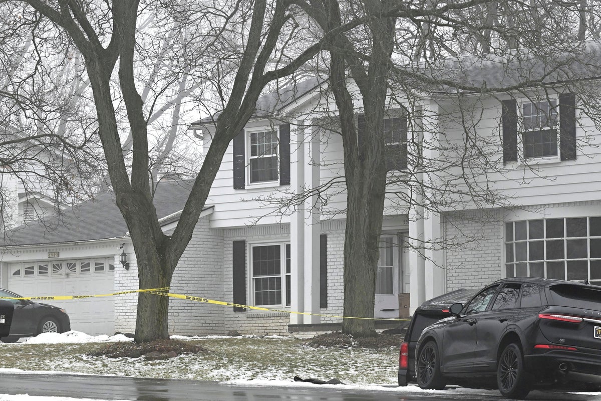 3 children die in suburban Detroit house fire where smoke alarms were not working