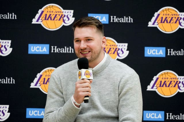 LAKERS DONCIC