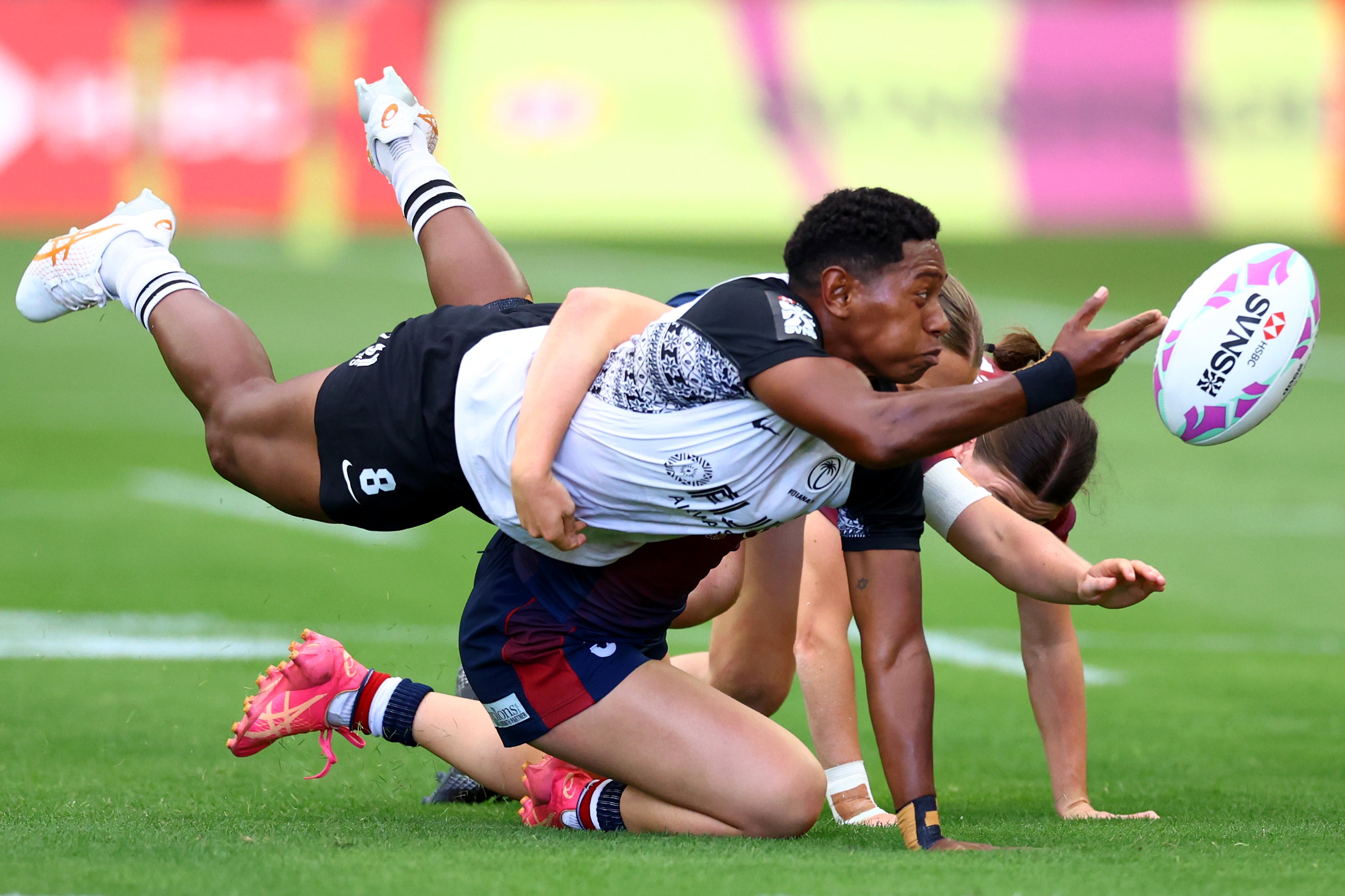 Il team di Sevens femminile di Figi era un argomento importante dei commenti di Laijipa Naulivou