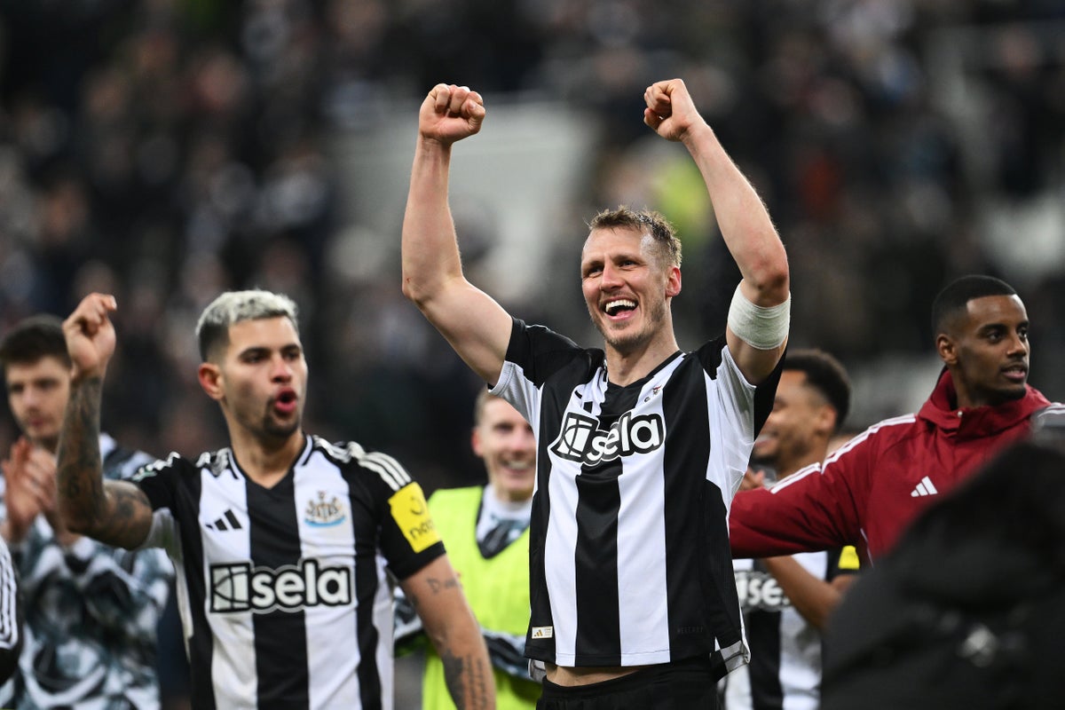 Newcastle defeats Arsenal 2-0, reaches Carabao Cup final