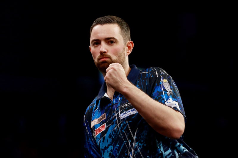 Luke Humphries powers to victory on opening night of Premier League in Belfast