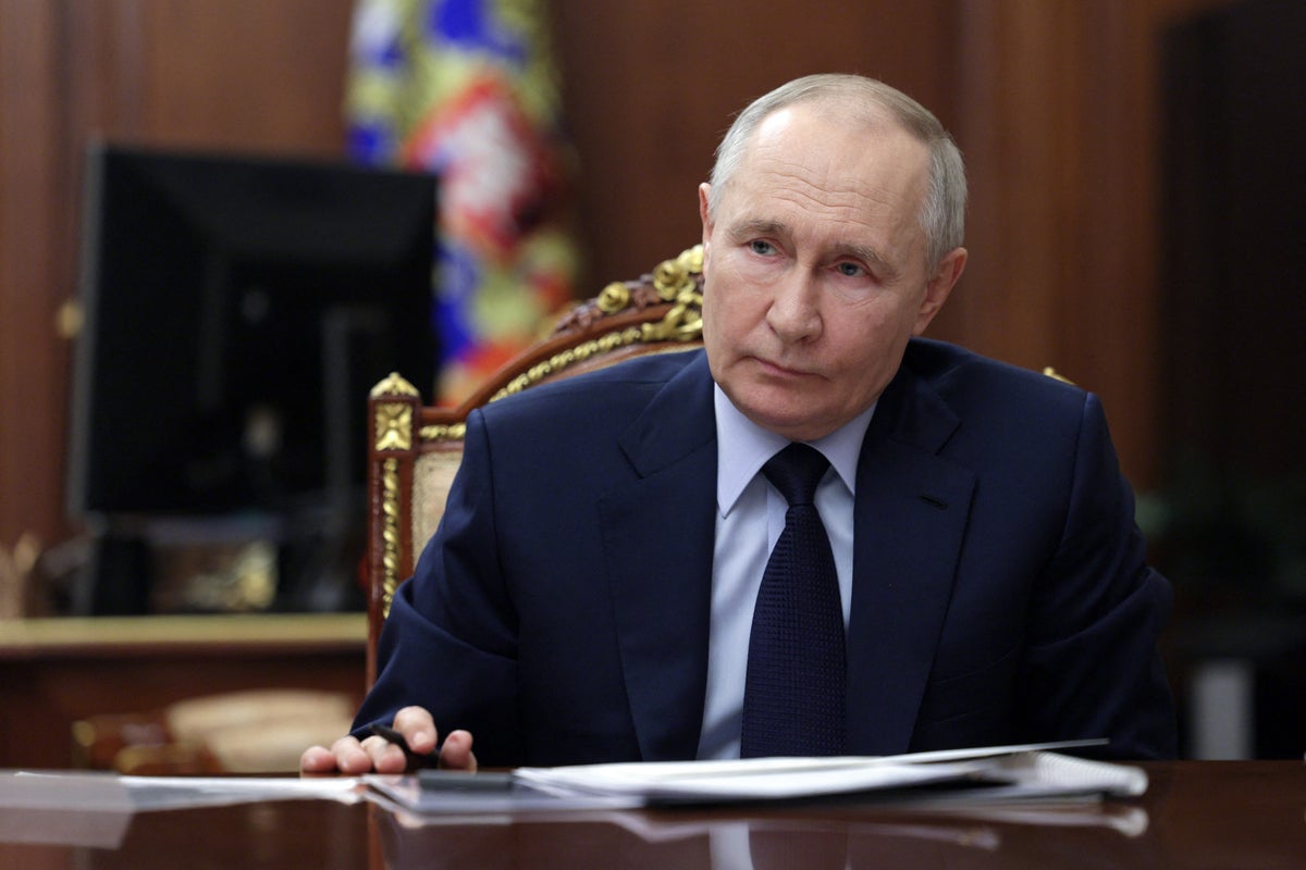 Ukraine-Russia war latest: Russian bomber dies in failed attack on Ukrainian army recruitment centre Ukraine-Russia war latest: Russian bomber dies in failed attack on Ukrainian army recruitment centre