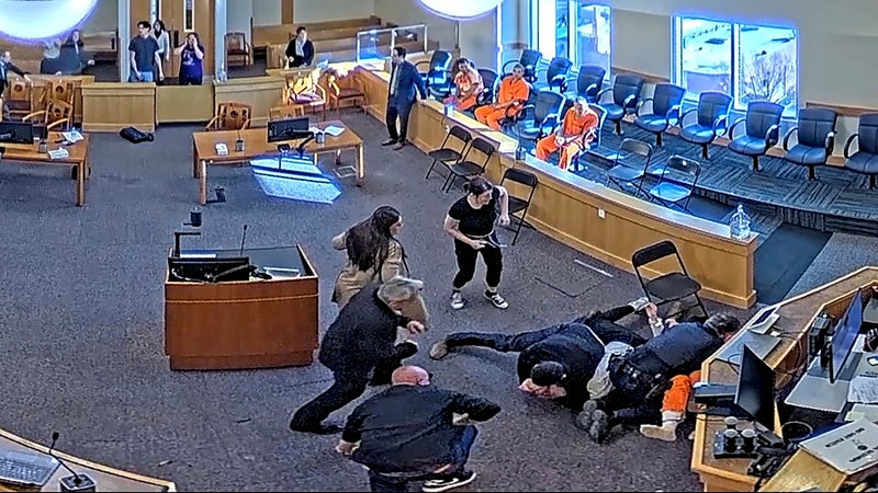 New Mexico courtroom devolves into brawl as men rush defendant in homicide case