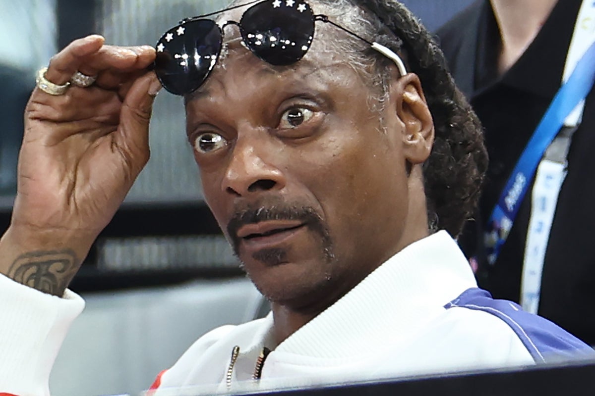 Snoop Dogg says he wants to open a burger van at Celtic Park and serve fans
