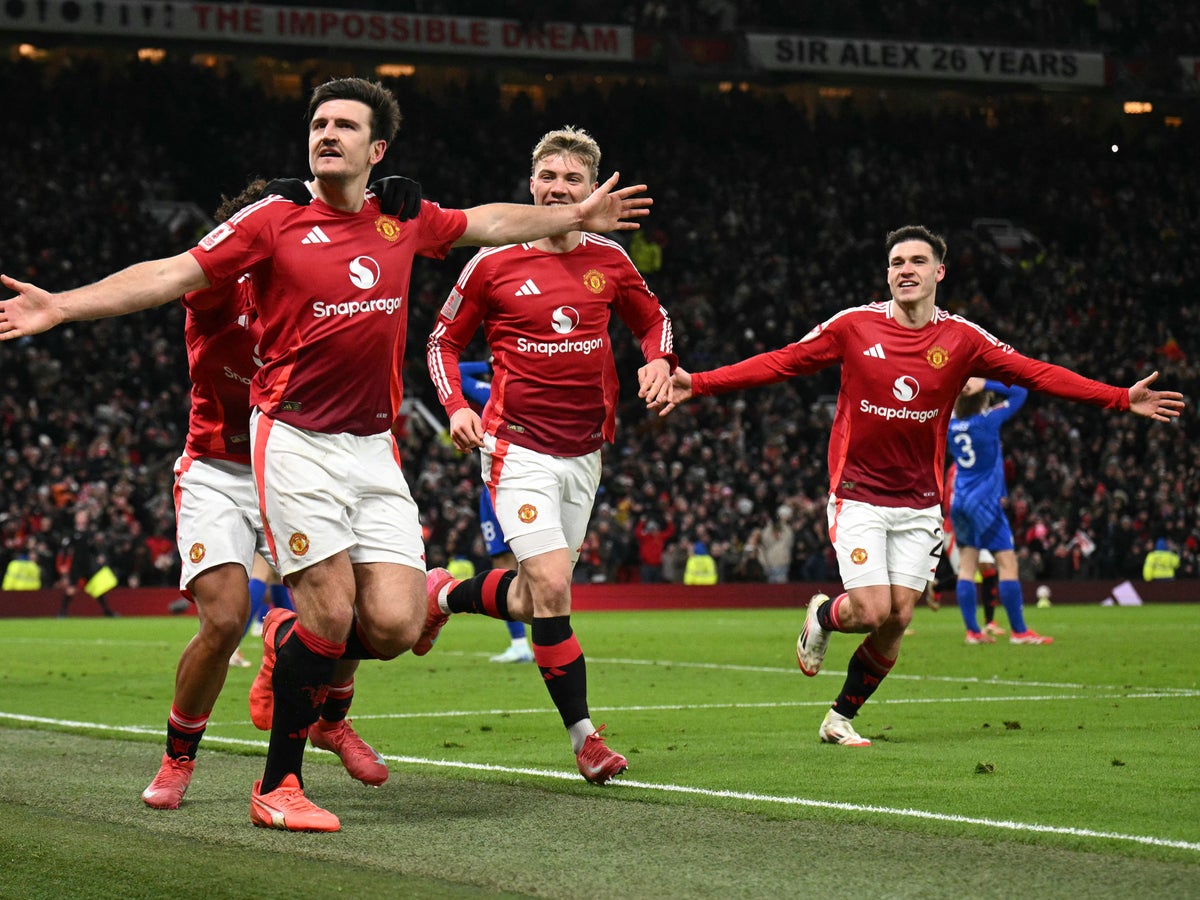Manchester United v Leicester LIVE: Latest score and goal updates