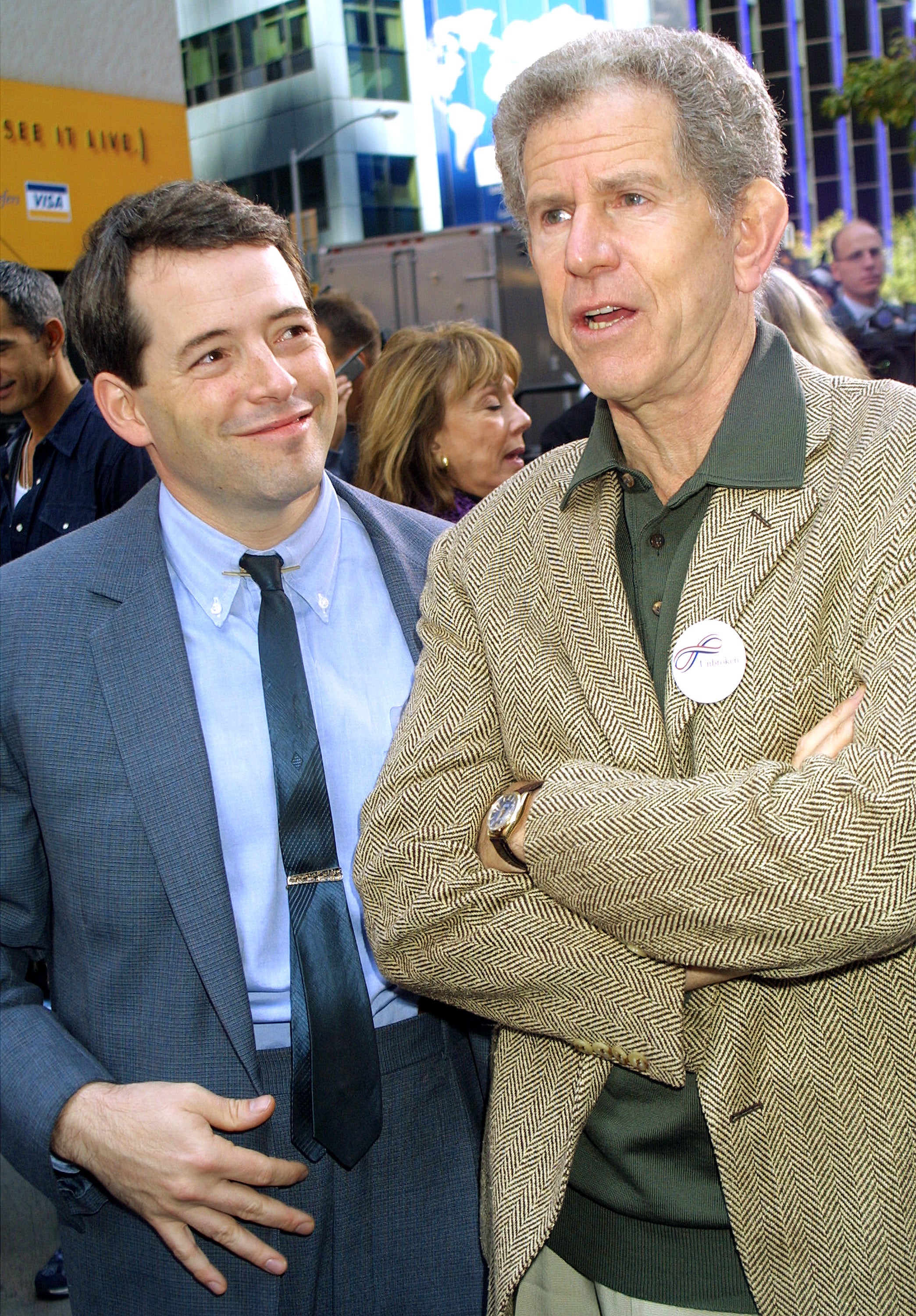 Matthew Broderick with Roberts in September 2001 at a rally for the 'Let's Go On With The Show' campaign to support Broadway.