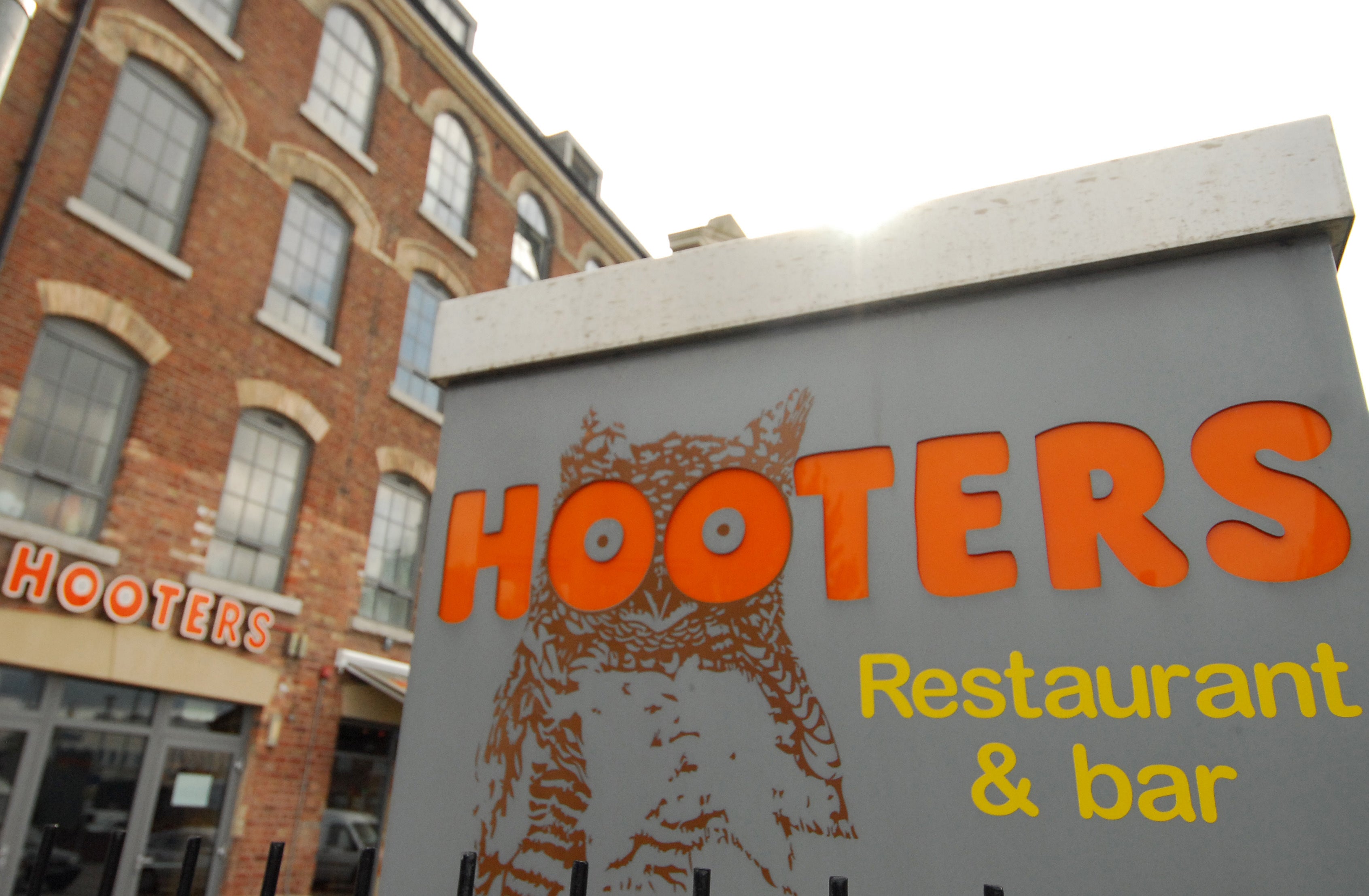 Hooters in Nottingham