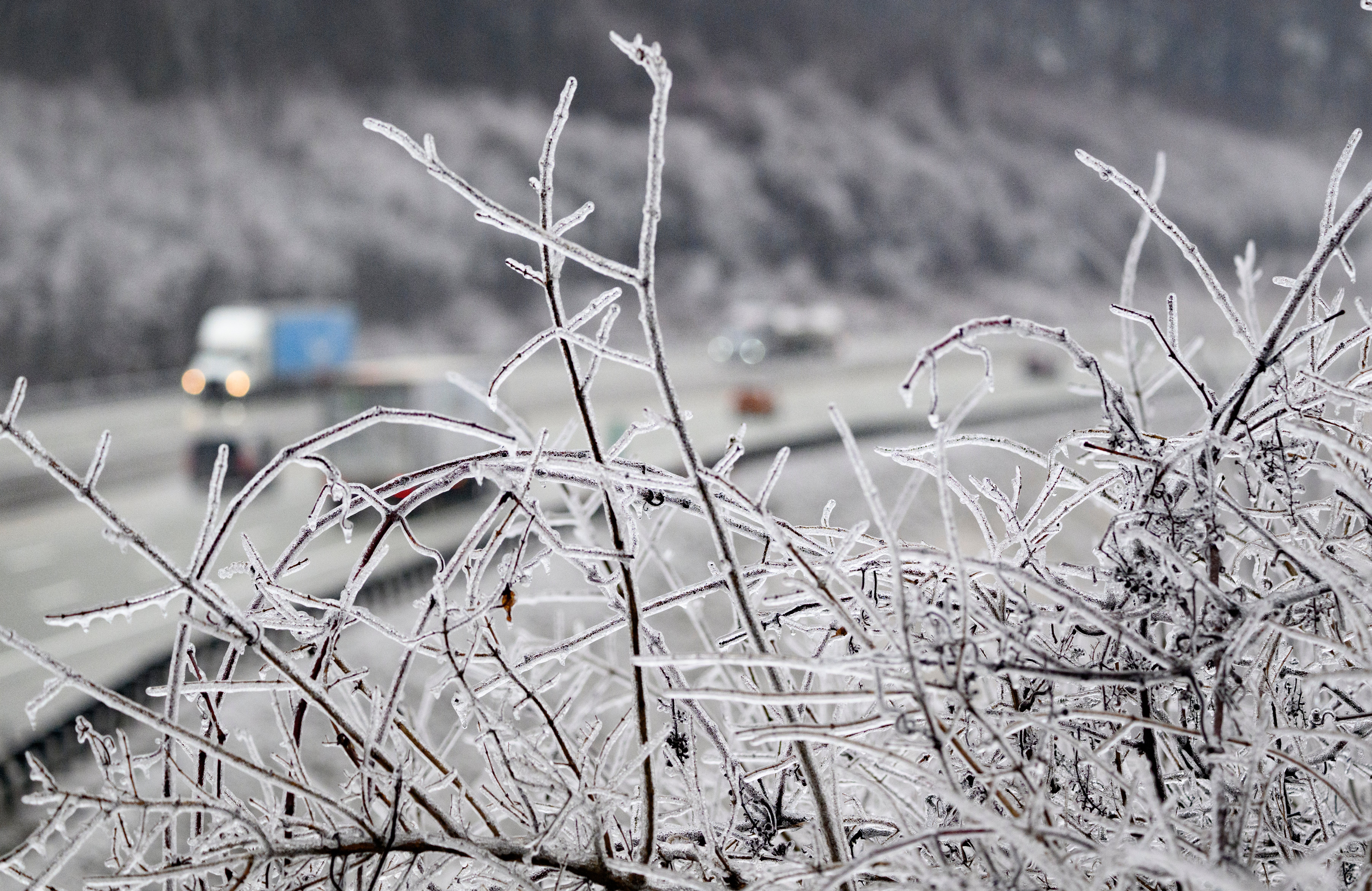 Freezing rain - commonly known as ice storms in North America - is not often seen in the UK because the conditions needed for it are quite specific