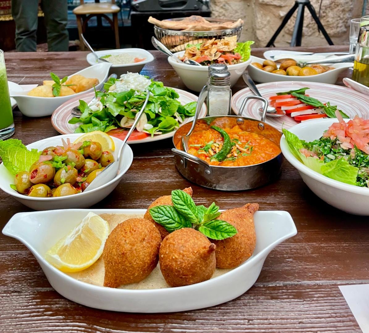 <p>Lunch at Haret Jdoudna restaurant in the mosaic-making town of Madaba</p>