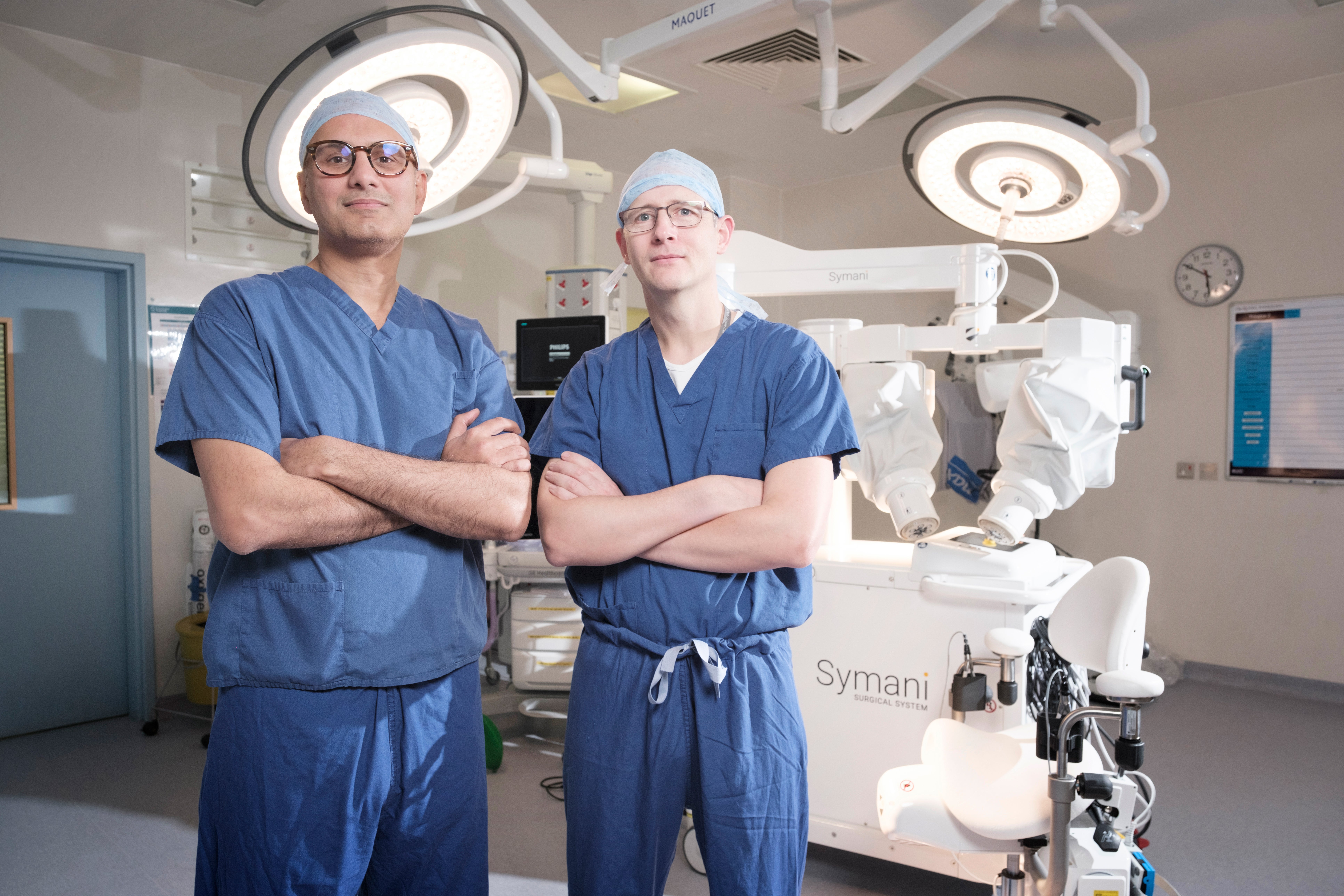 Aadil Khan (Consultant Plastic Surgeon and Reconstructive Surgeon) and Kieran Power (Head of the Plastic Surgery Unit and Consultant Plastic and Reconstructive Surgeon) with the System by MMI (Medical Microinstruments Inc.) at The Royal Marsden in London