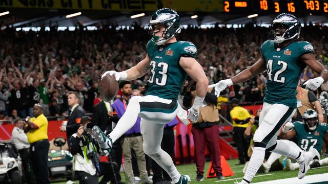 Eagles deny the Chiefs a Super Bowl three-peat with dominant defense in 40-22 rout | The Independent