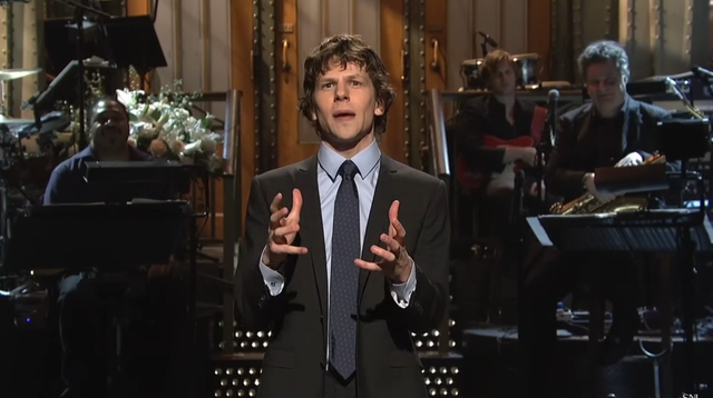 <p>Jesse Eisenberg on 'SNL'</p>