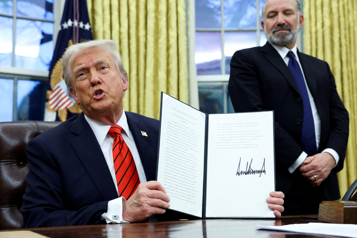 Trump imposes 25% tariffs on steel and aluminum as judge says funding freeze violated court order: Live