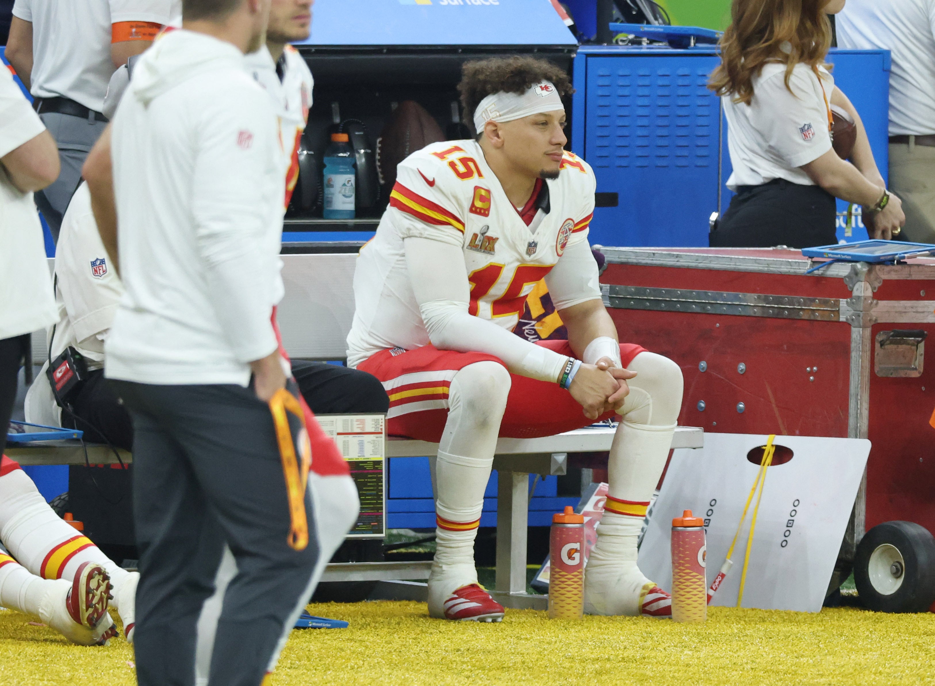 Patrick Mahomes reacts from the sideline at Super Bowl LIX