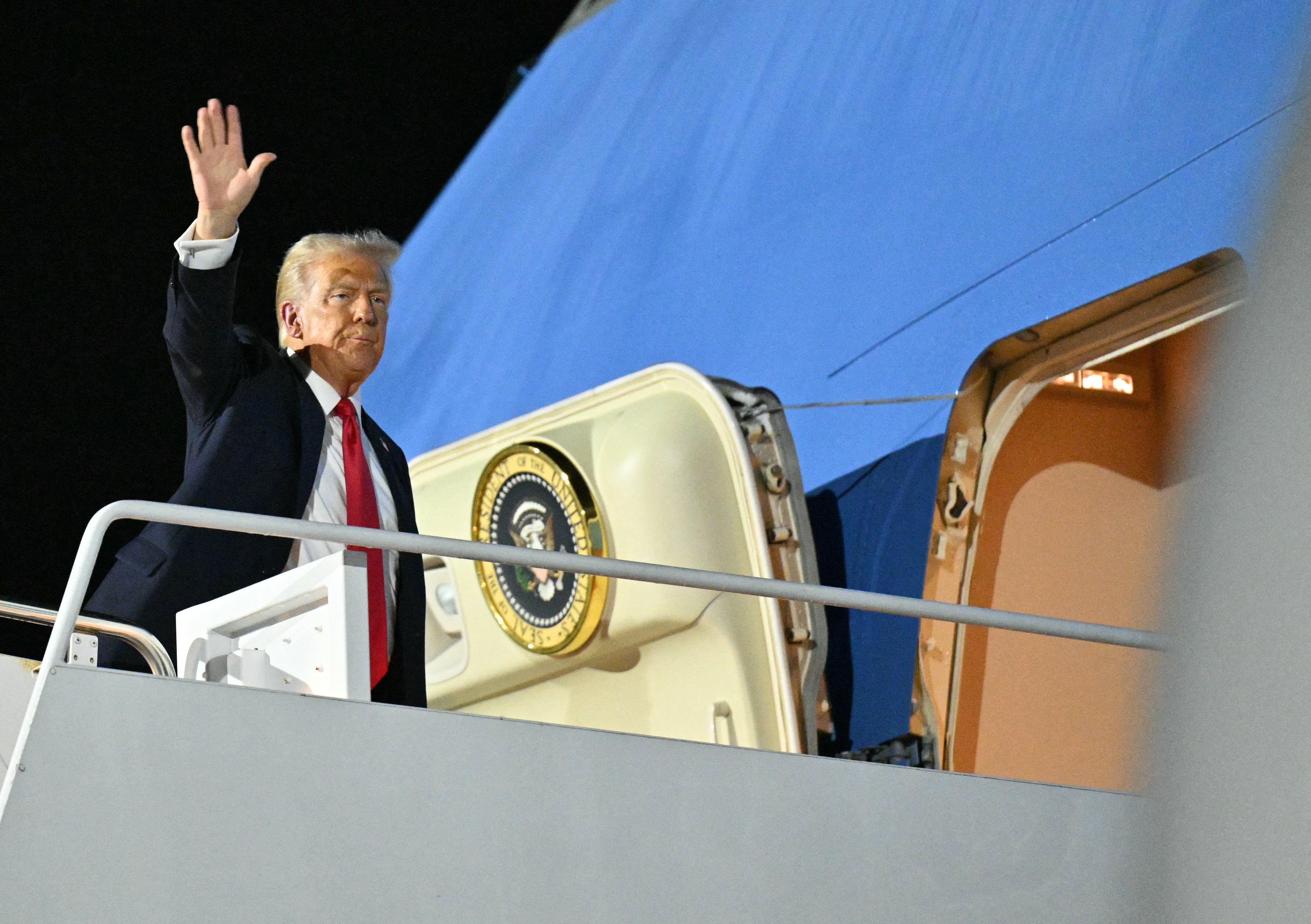 Prior to the Big Game Trump had predicted a win for the Kansas City Chiefs