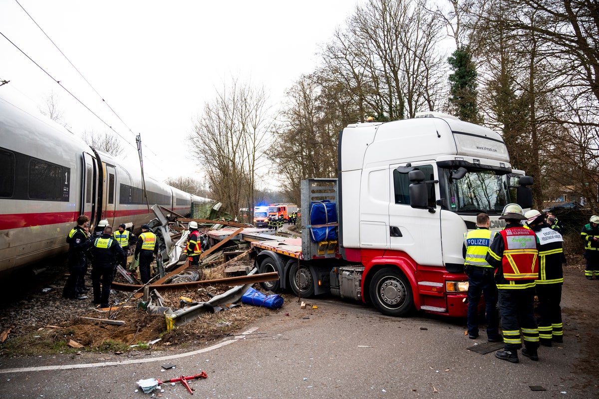 Train collides with lorry in Hamburg, injuring 12