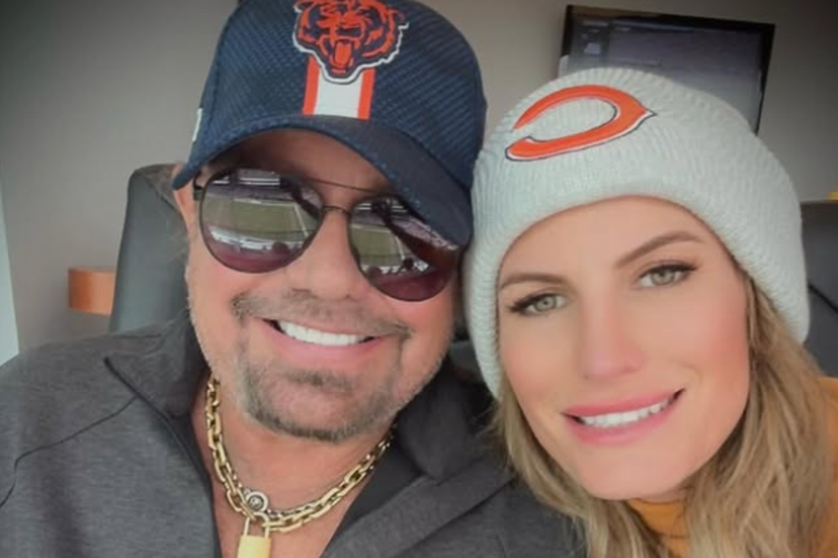 Mötley Crüe share statement after Vince Neil’s plane crashes in Arizona Mötley Crüe share statement after Vince Neil’s plane crashes in Arizona