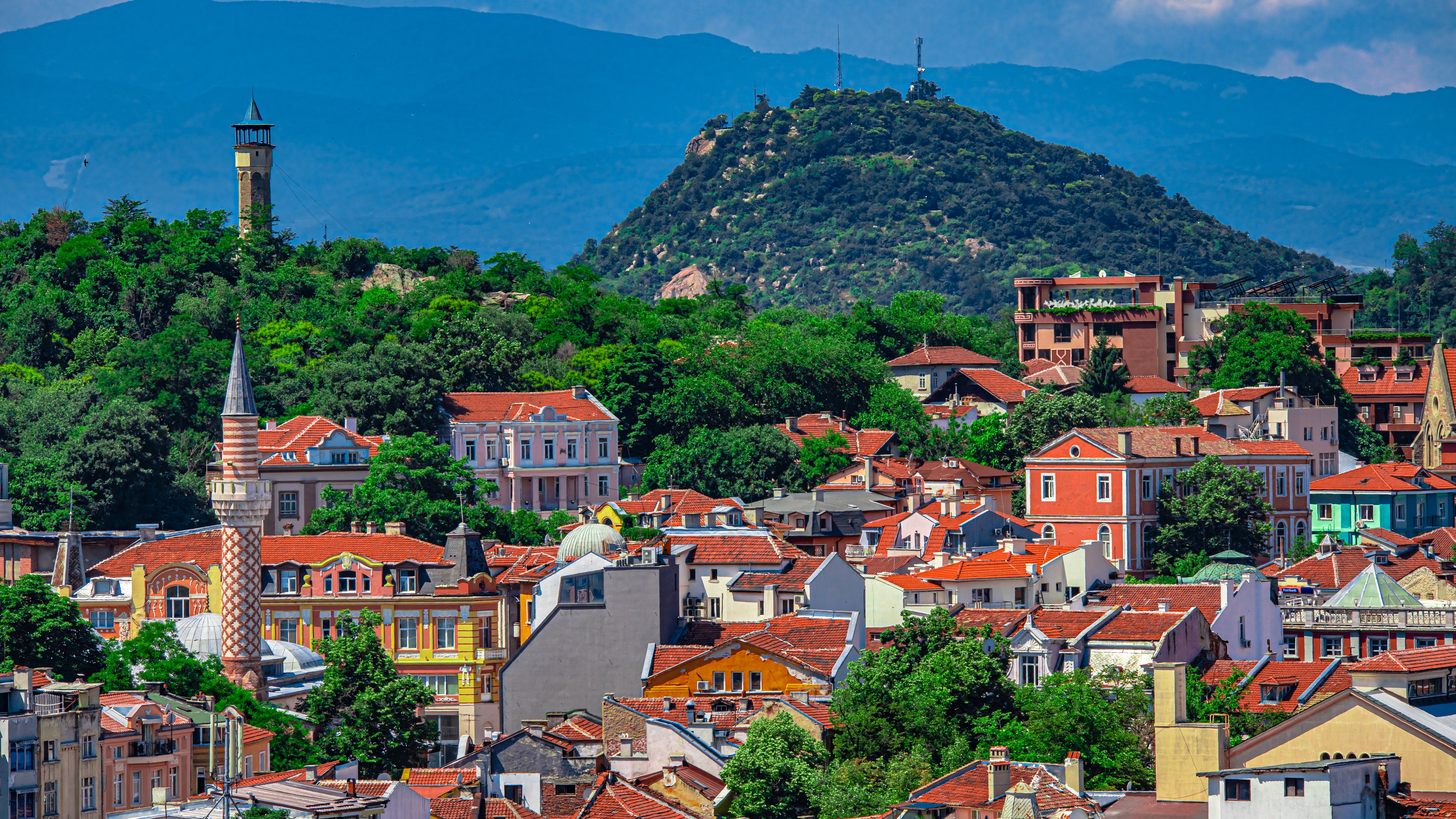 Kapana, Plovdiv’s creative heart, blends vibrant street art, indie cafés, and natural beauty nestled between historic hills