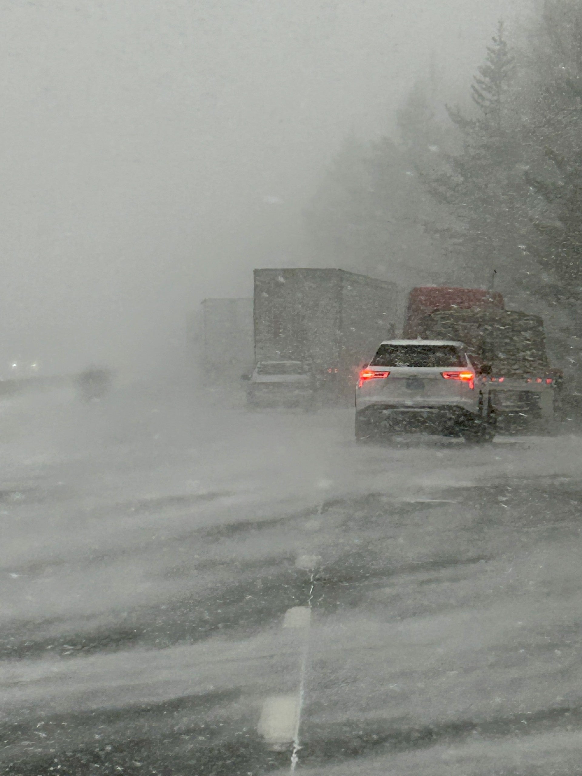 Wintry and dangerous conditions in Oregon this afternoon contributed to the 100-car pileup