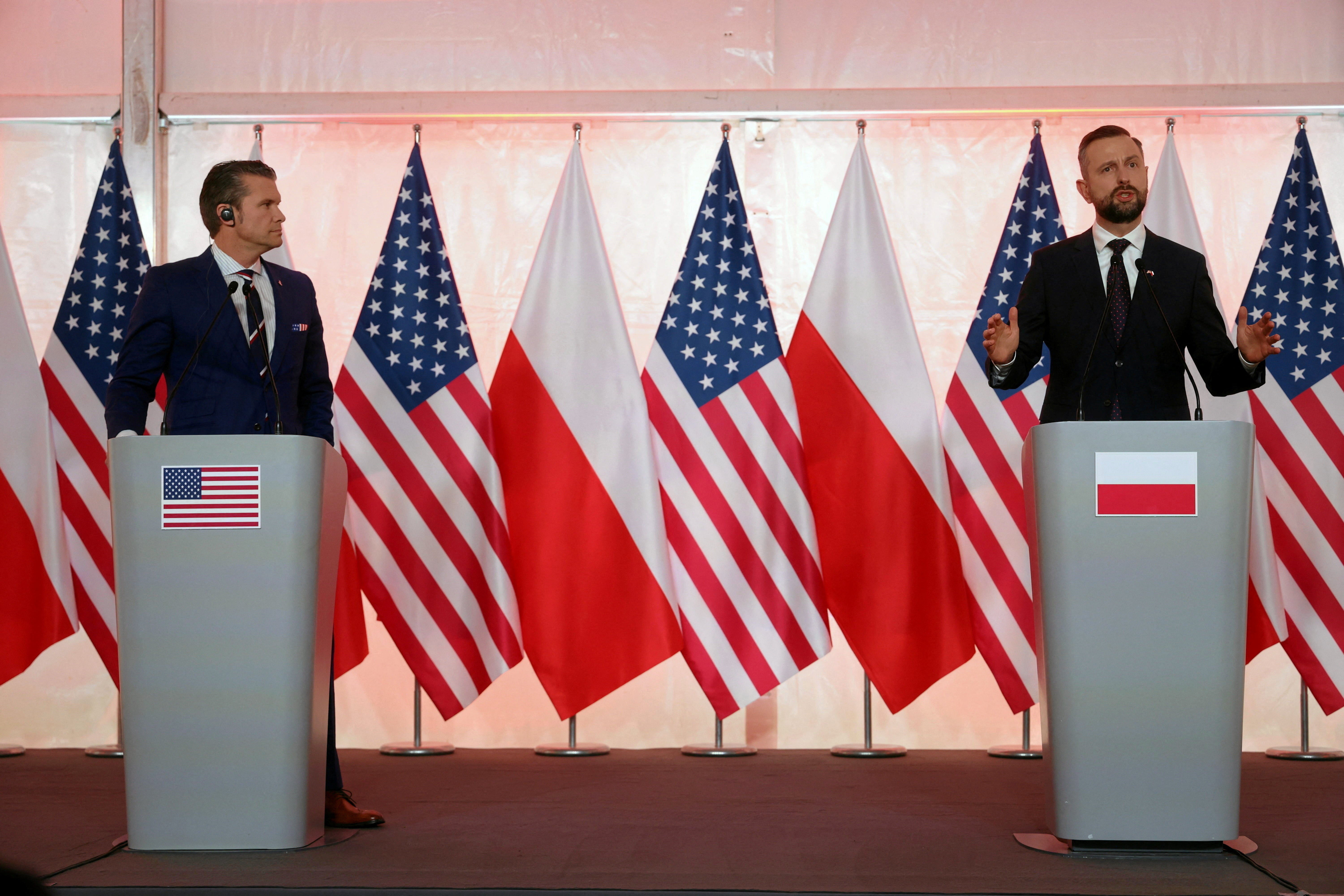 US defence secretary Pete Hegseth and Poland's defence minister Wladyslaw Kosiniak-Kamysz