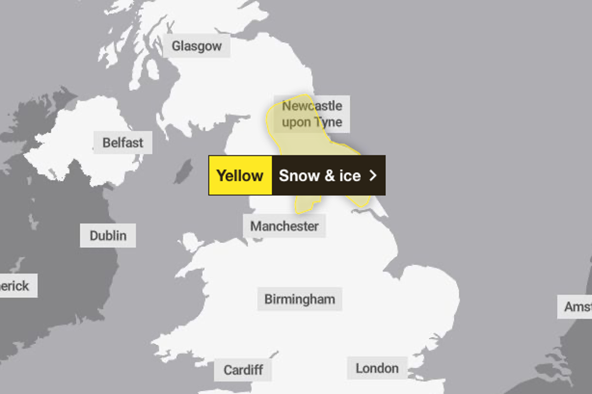 Weather warning issued for snow and ice in parts of UK over weekend