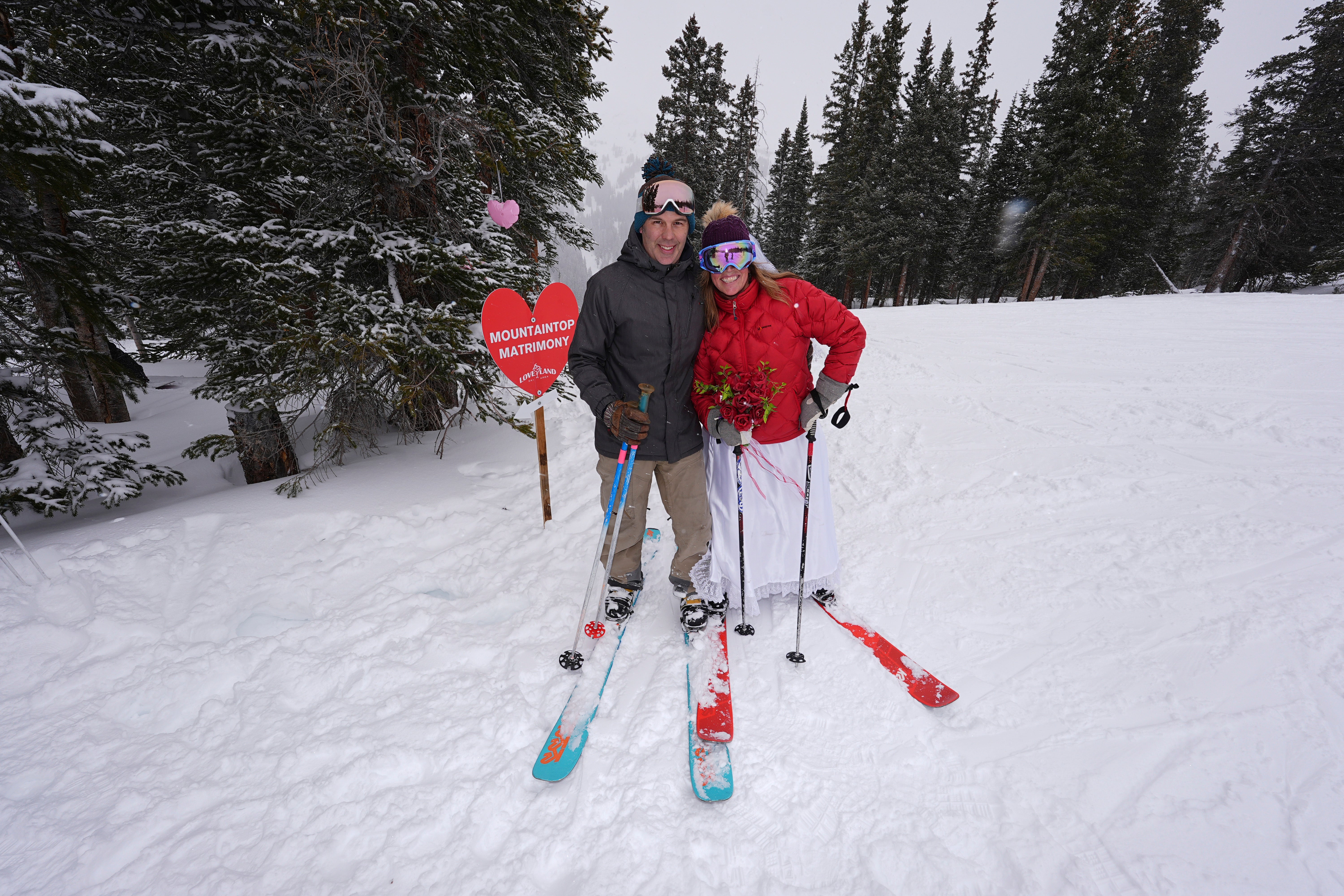 Loveland Ski Arena Mass Wedding