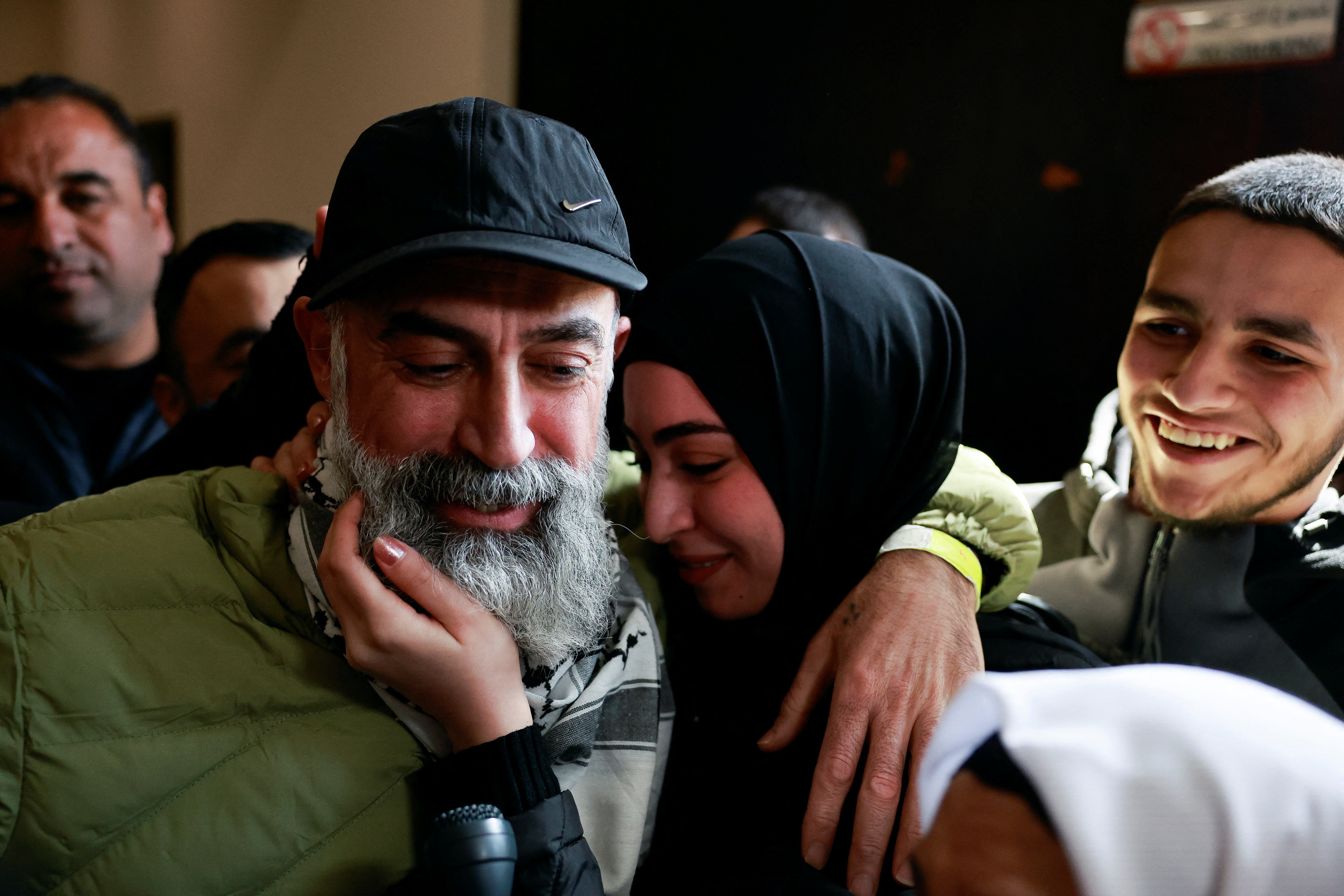 Emotional scenes as Palestinian former prisoners reunite with loved ones