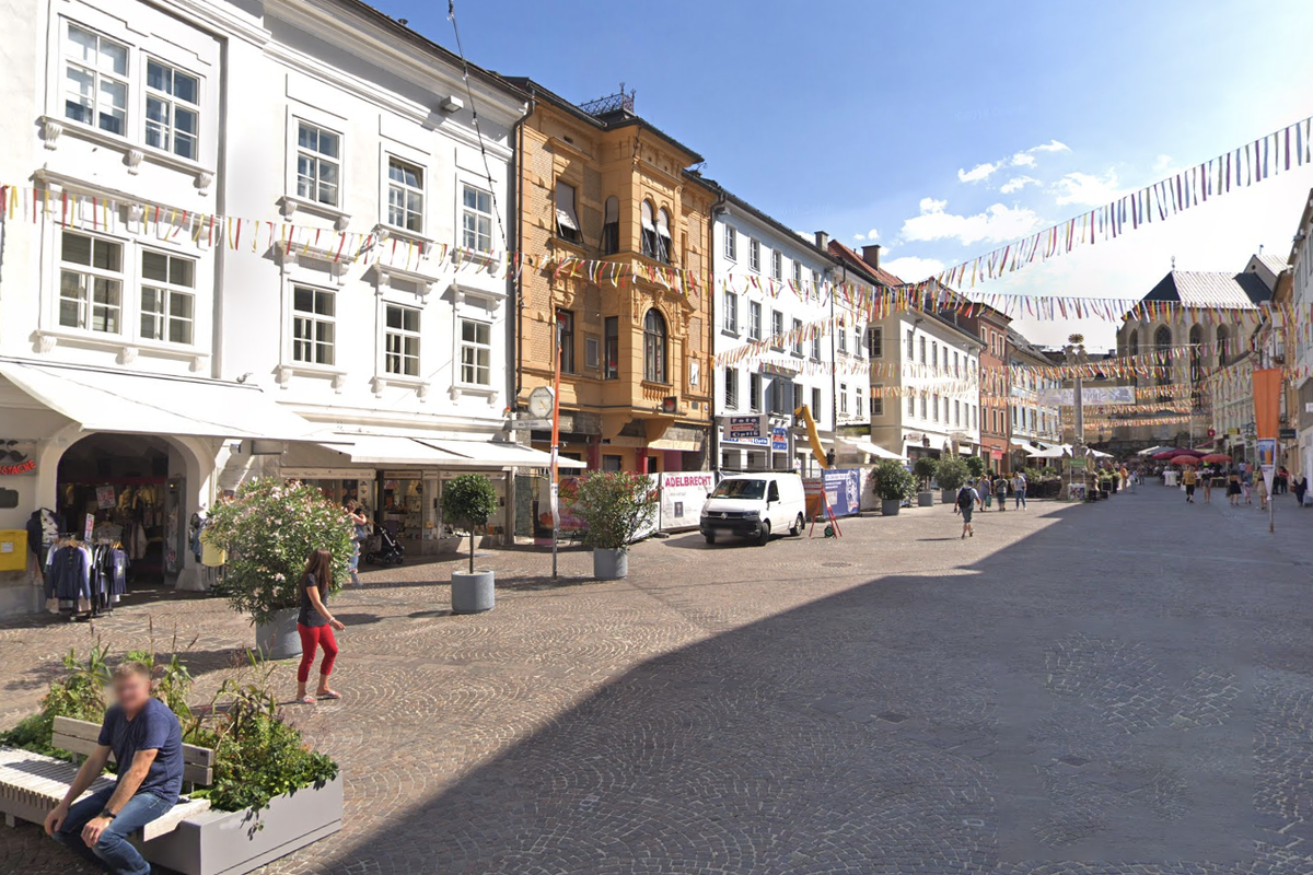 Austria stabbing latest: Boy, 14, dies after knife attack in Villach leaves four wounded Austria stabbing latest: Boy, 14, dies after knife attack in Villach leaves four wounded