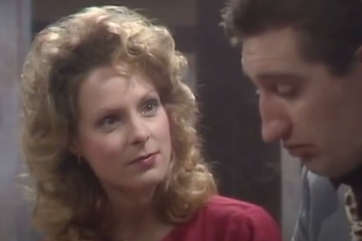 Maya Woolfe death: Doctor Who and Auf Wiedersehen, Pet star dies, aged 72 Maya Woolfe death: Doctor Who and Auf Wiedersehen, Pet star dies, aged 72