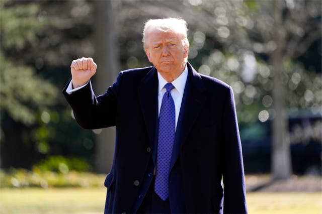 TRUMP-ASESOR LEGAL