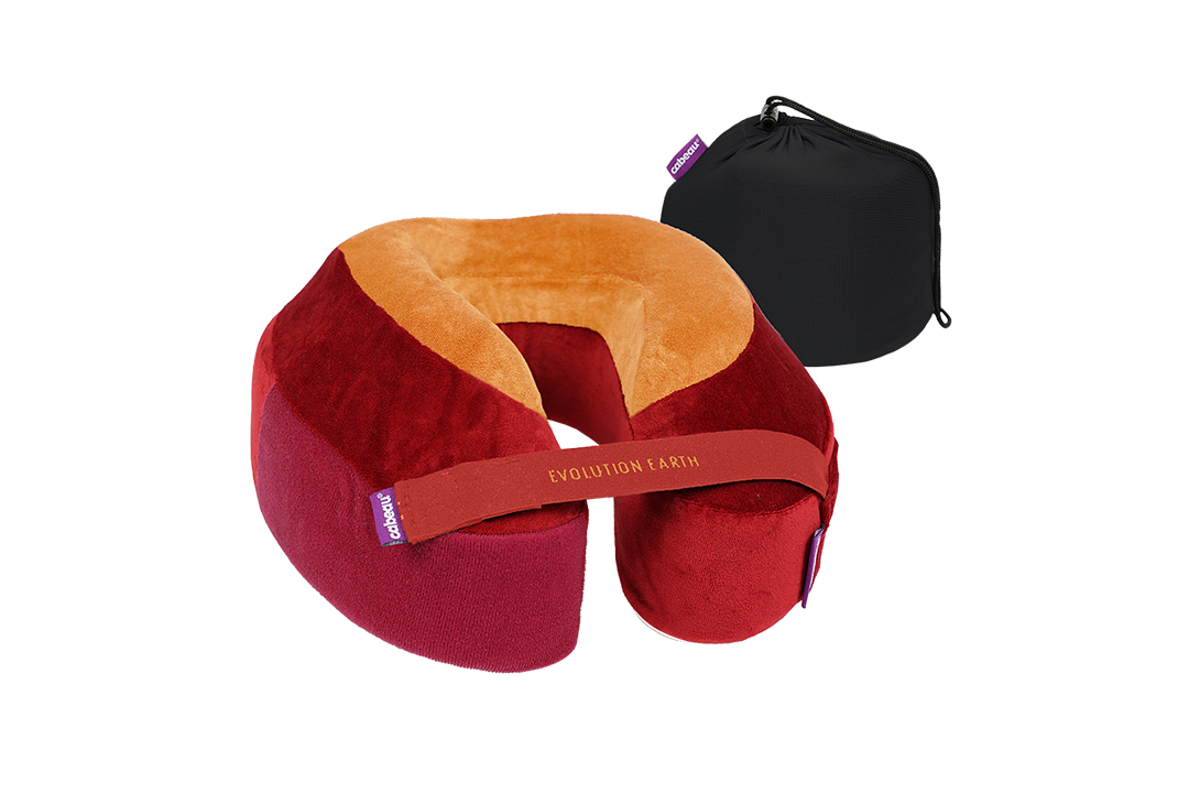 Best travel pillow IndyBest review Cabeau evolution earth deluxe memory foam travel neck pillow