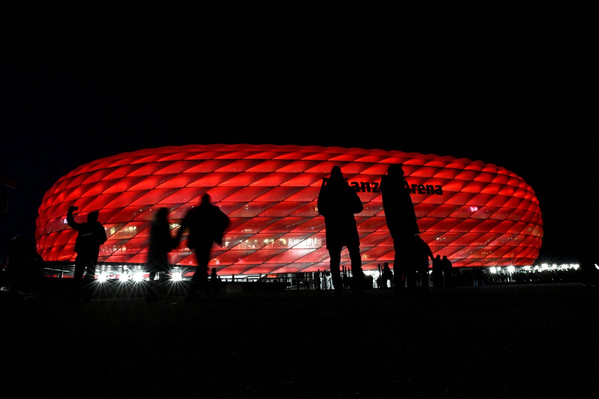 Bayern Munich vs Celtic LIVE: Team news and line-ups from Champions League play-off clash