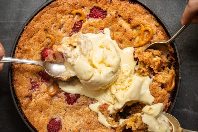 <p>Grab a spoon and dig into this one-dish pudding</p>