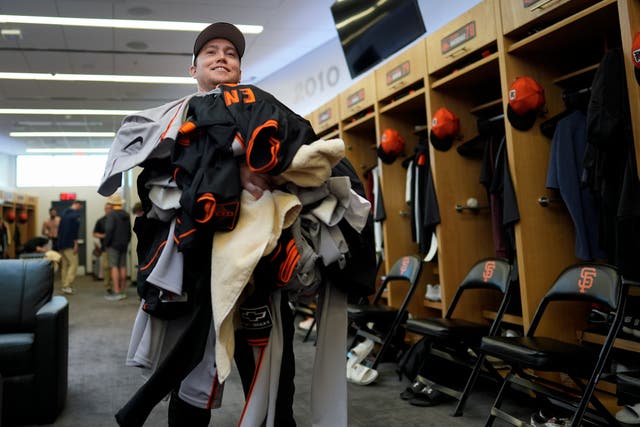 APTOPIX Doing The Laundry Spring Baseball