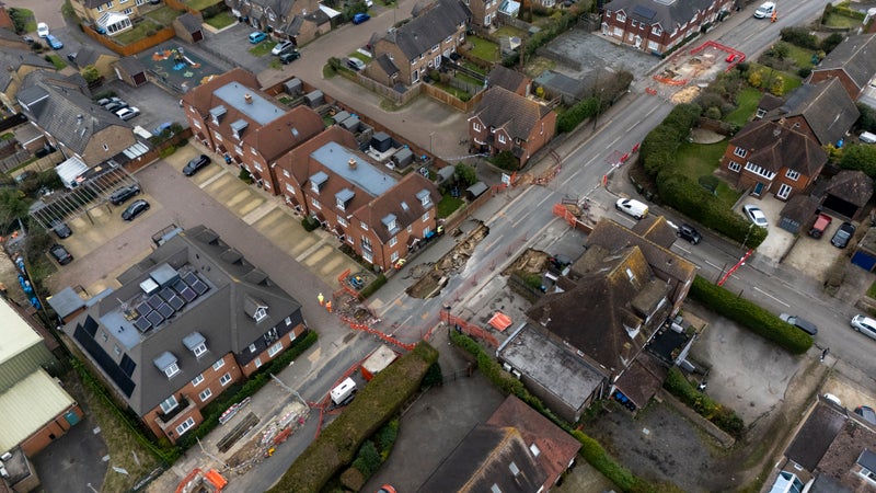 ‘I’m staying put’: Defiant grandfather on Surrey sinkhole street refusing to leave home