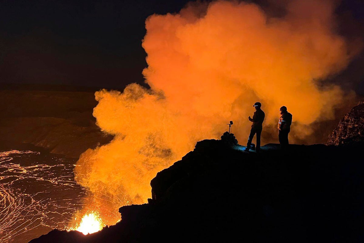 In it's 10th episode, Kilauea, one of the world's most active volcanoes, is again spewing lava