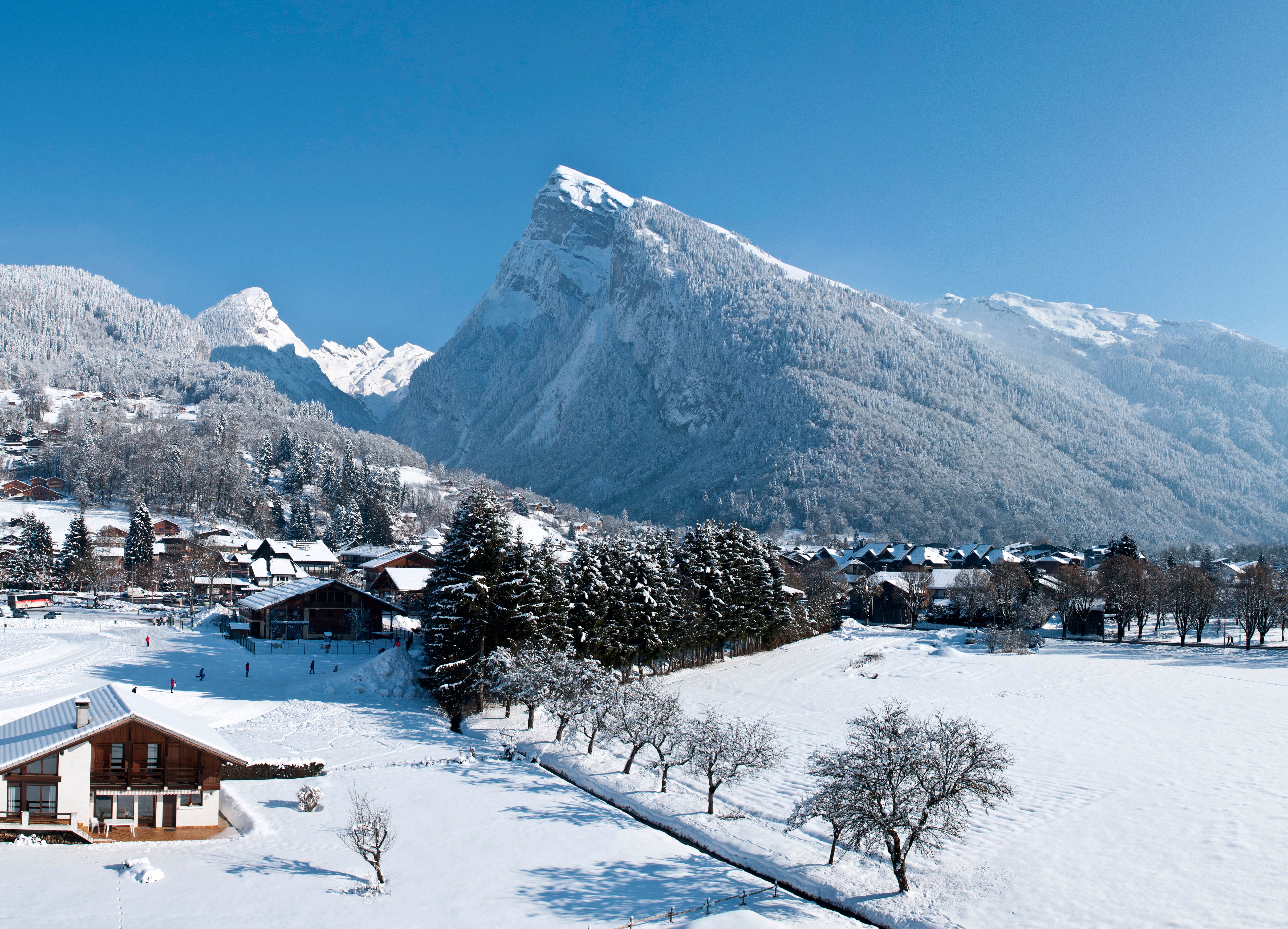 A fresh coating of snow waiting to be explored