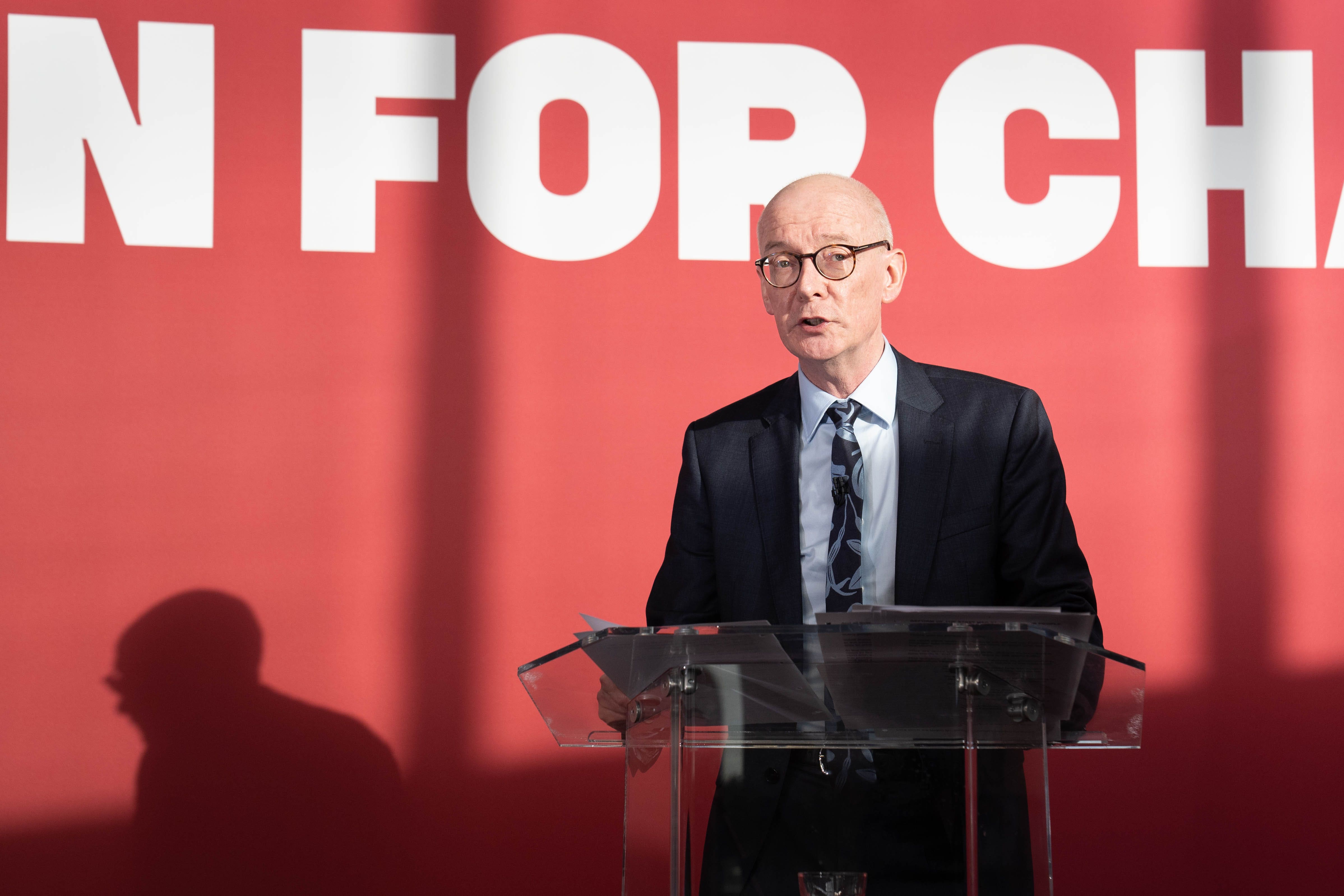 Pat McFadden disse que 'o estado não é o ajuste da partida para subir ao momento em que nosso país enfrenta'