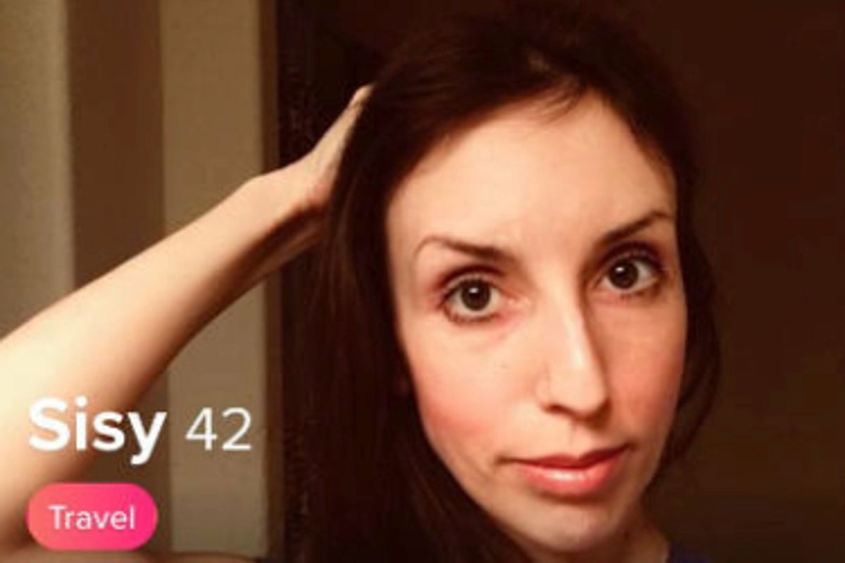 Nevada woman used Tinder to lure older men into deadly, cross-border ‘romance scam on steroids,’ police say Nevada woman used Tinder to lure older men into deadly, cross-border ‘romance scam on steroids,’ police say