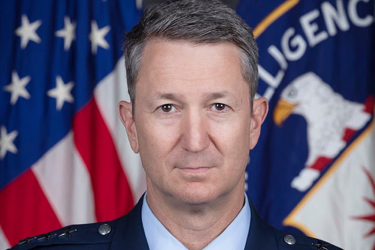 https://static.independent.co.uk/2025/02/22/15/54/Lt--Gen--Dan-Caine.jpeg?width=1200&auto=webp&trim=41%2C269%2C347%2C310