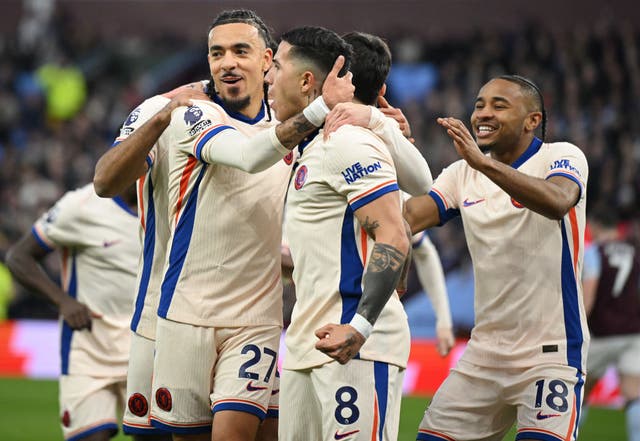 <p>Can Chelsea bounce back after losing three of their last four league games? </p>