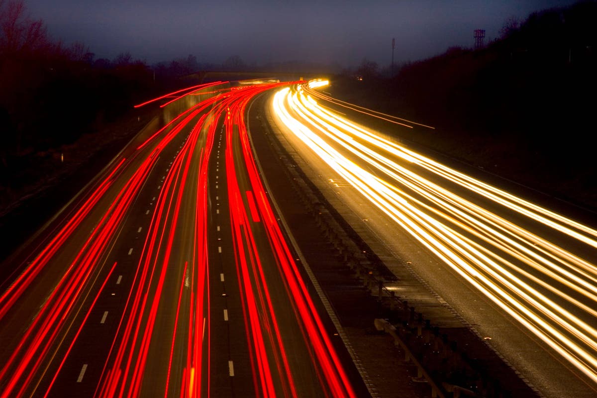 Man's Death on M4 After Online Sting Confrontation