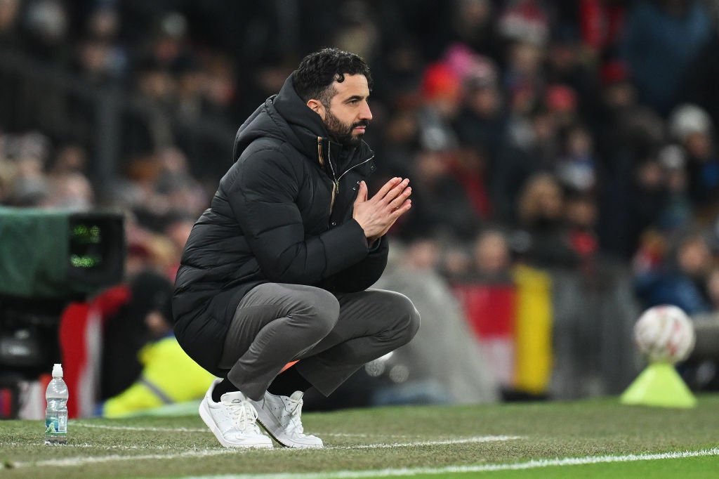 Everton vs Manchester United LIVE: Premier League team news and line-ups as struggling Amorim faces Moyes