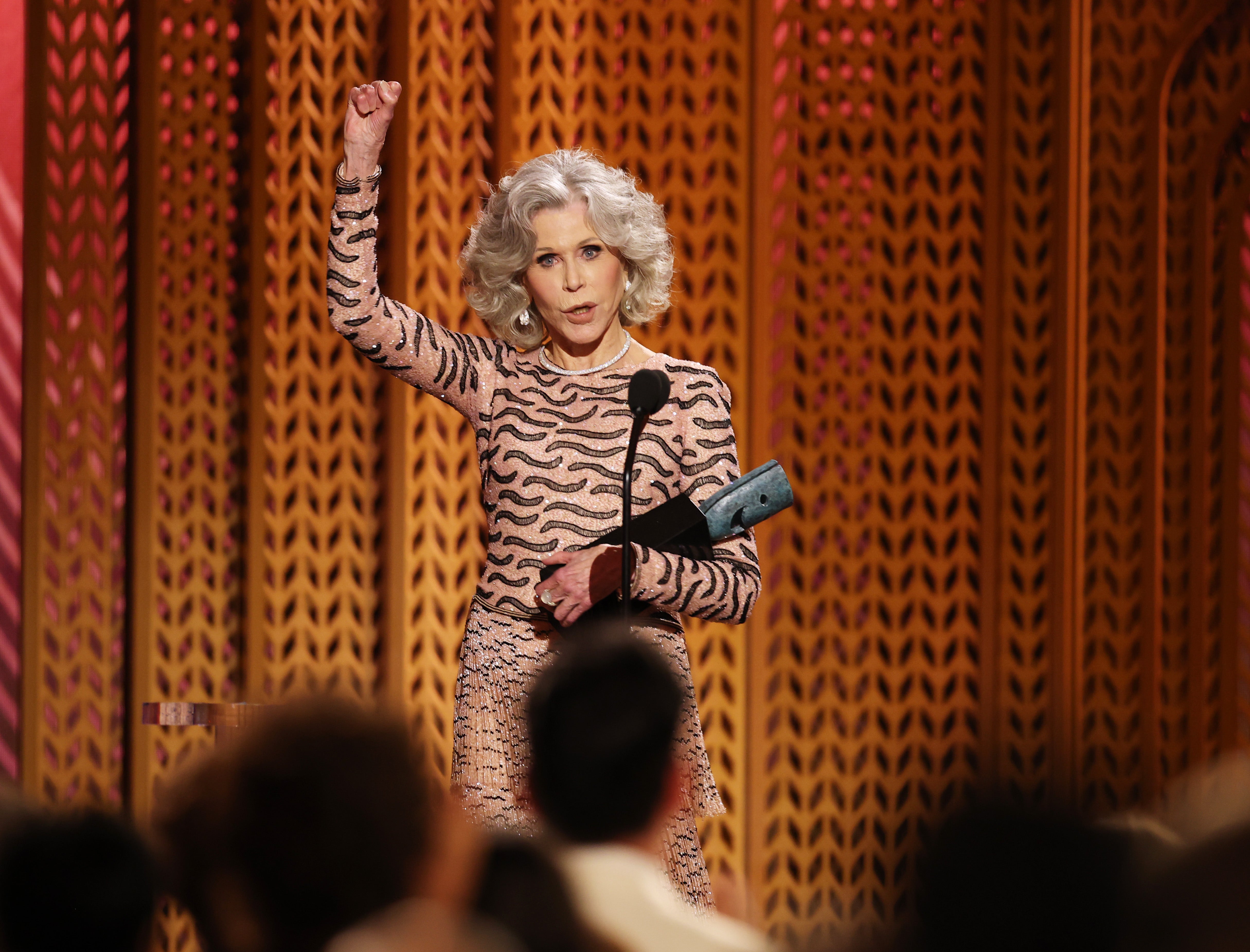 Jane Fonda accepts the Lifetime Achievement gong at the 31st SAG Awards