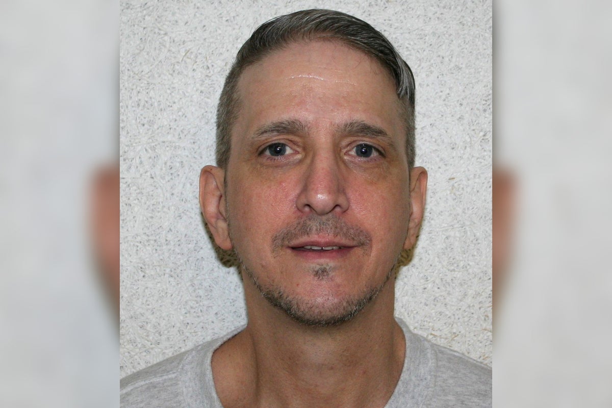 Former death row inmate nearly executed three times granted bond ahead of retrial Former death row inmate nearly executed three times granted bond ahead of retrial