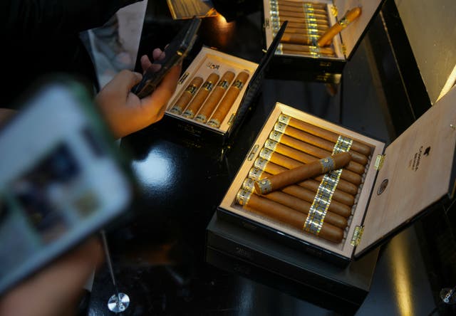 CUBA-HABANOS ESTUCHES