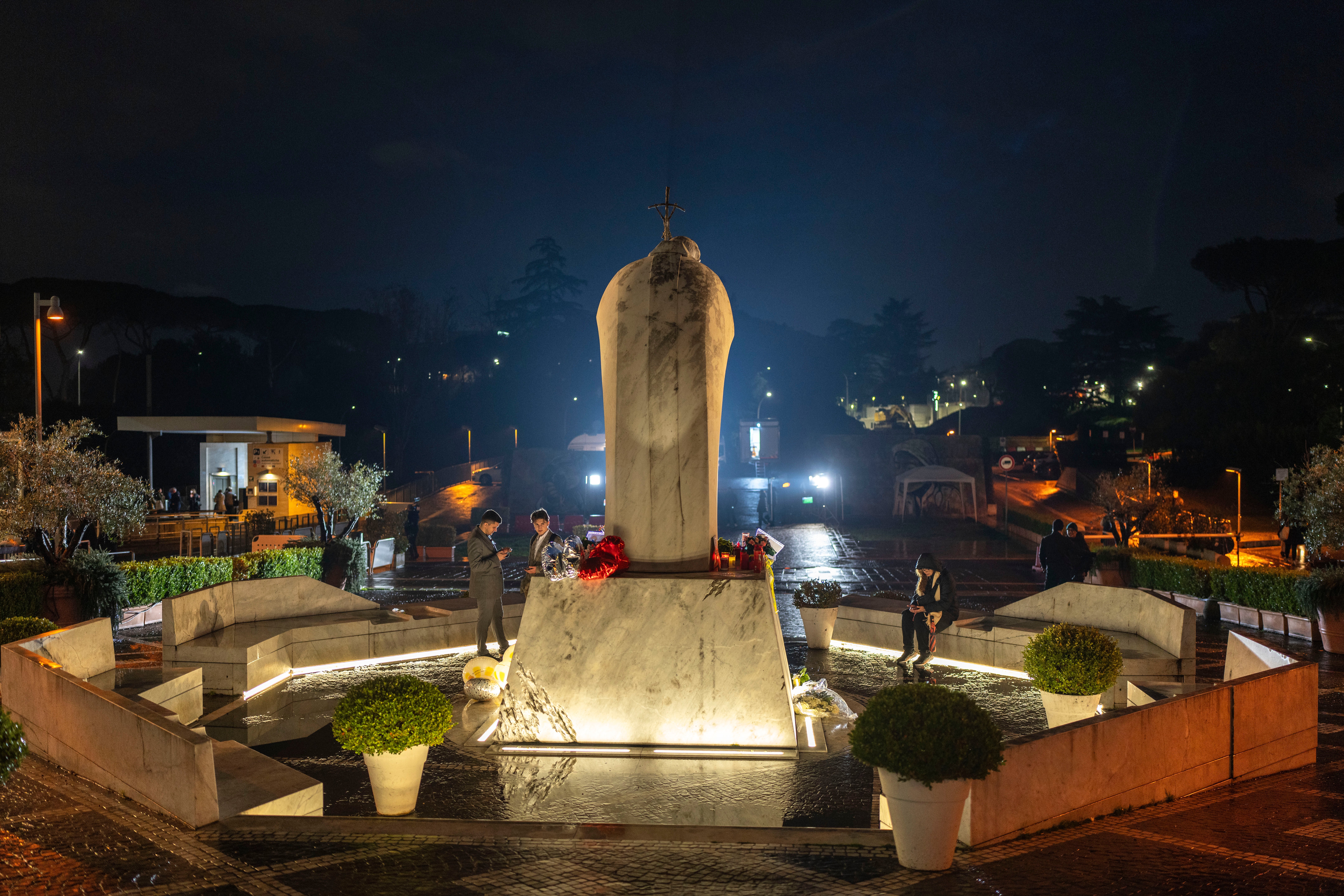 EUR-GEN VATICANO-PAPA