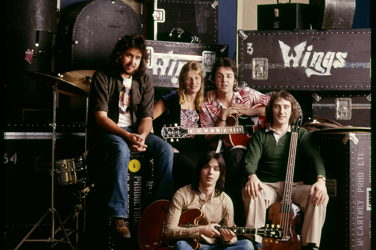 Paul McCartney announces new book about the history of Wings Paul McCartney announces new book about the history of Wings