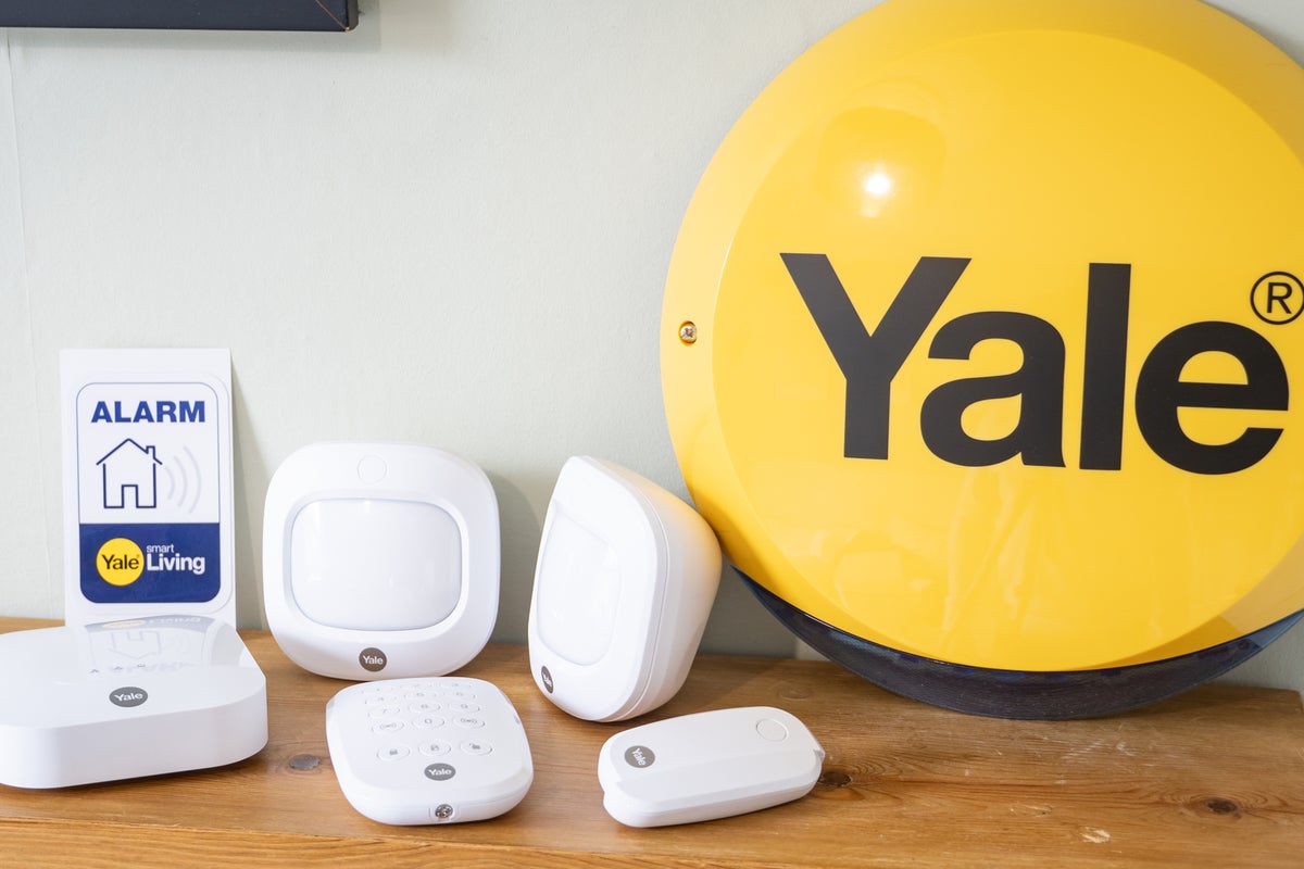 Yale Sync Smart Home Alarm kit review Yale Sync Smart Home Alarm kit review